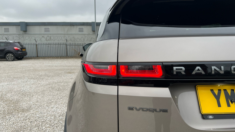 Land Rover Range Rover Evoque 2.0 D200 R-Dynamic S 5dr Auto Diesel Hatchback